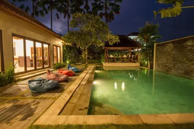 Image de Villa de 4 chambres à Canggu, à distance de marche du Finn's Beach Club