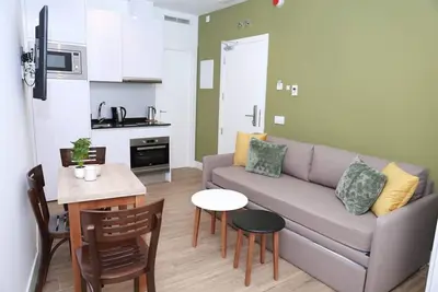 Image de Appartement d'une chambre intérieur pour 4 personnes