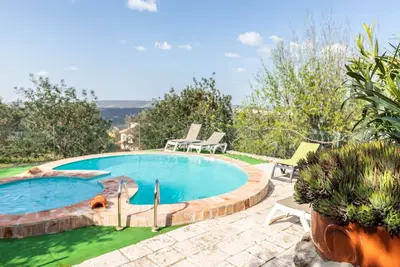 Image de Bartsia Orange Villa, Wifi, Parking, Balcon, Piscine, Jardin, ! Nouveau!