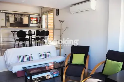 Image de Appartement Avec 3 Chambres Et Deux Terrasses À 3 Minutes De La Plage, Au Centre