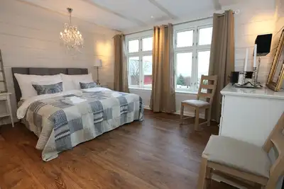 Image de Alnes Gård