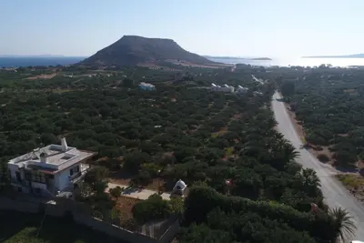 Image de Villa Diktynna, (à 10 minutes à pied de la plage avec une belle vue à 360 °)