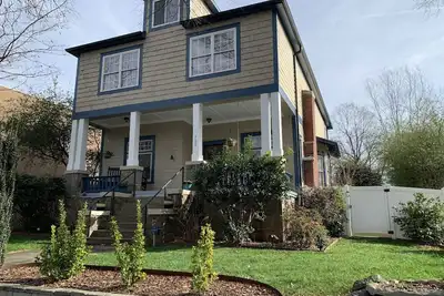 Image de 2020 Rnc! Maison 5 Br