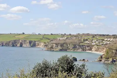Image de 2 chambres à coucher à St Austell