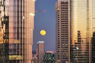 Image de Apartament z widokiem na centrum miasta, basen i sauna jest w cenie,