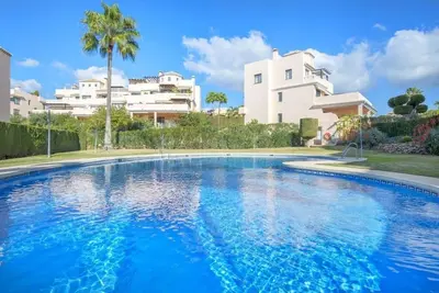 Image de Appartement de luxe, neuf totalement rénové.