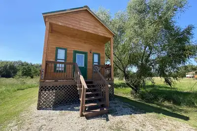 Image de Petite maison mignonne! Atmosphère extérieure!