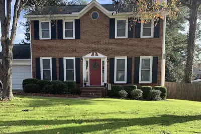 Image de Location de maîtres de 3 chambres à 4 miles du parcours de golf national Augusta