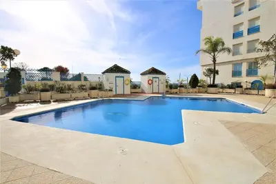 Image de Charmant penthouse avec vue mer et clima, Près de la plage, des restaurants et du port