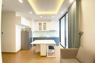 Image de [50% De RÉDUCTION] Brand New Luxury Apt w Lake View Balcony