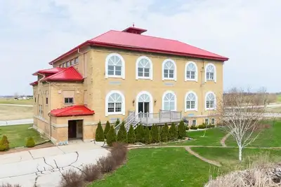 Image de The Old St. Pats School House