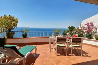 Image de Roses Canyelles  grand appart Terrasse 40m2 vue mer  contact Promo Sept/Oct/Nov