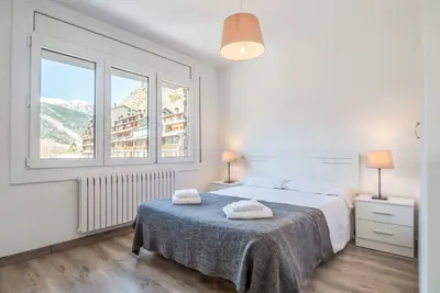 Image de Nice 3 Bedroom Apartment for 6 people, Incles. C. Pep 2