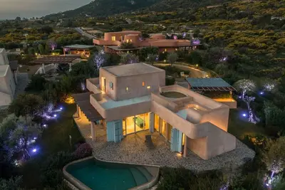 Image de Villa Luxi, piscine et jacuzzi panoramique