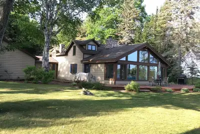 Image de Retraite familiale au bord du lac - 12 personnes