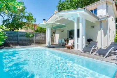 Image de Belle maison de vacances privée avec piscine privée, Wifi, Tv, terrasse, animaux admis et parking