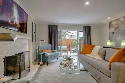 Image de Retraite Pristine Walnut Creek | Récemment rénové