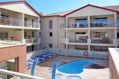 Bel appartement pour 3 personnes avec Wifi, piscine, Tv, terrasse et parking