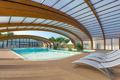 Agréable appartement pour 4 personnes avec piscine, Wifi, Tv, terrasse, animaux admis et parking