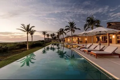 Image de Casa Constantia, incroyable hôtel de charme en bord de mer sur 54m de l'océan Pacifique