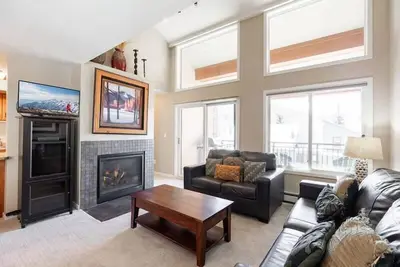 Image de Breakaway West 3 chambres, piscine, deux bains à remous extérieurs