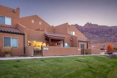 Image de Maison en rangée Rim Village Vista - Vues sur la rive Moab - Piscine - Bain à remous