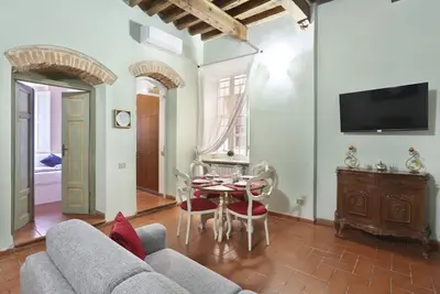 Image de Across The River Apartment