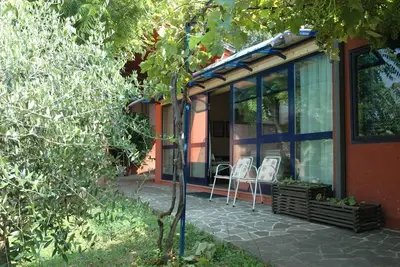 Image de La Maison Transparente: Appartement \"Il Noce\" dans Villa avec piscine -M0240060011