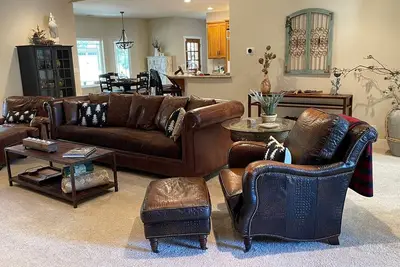 Image de Nouveau! Owl Rock Lodge près de Bass Lake et Yosemite