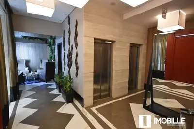 Image de Fit. 4 chambres - 3 places de parking - Immeuble neuf - Central (proche de tout)