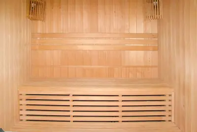 Image de Appartement dans une maison de vacances avec climatisation, Wifi, piscine, Tv, patio, animaux admis