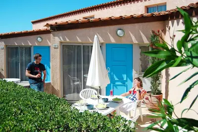 Image de Agréable appartement dans une maison de vacances avec climatisation, piscine, Wifi, Tv, terrasse