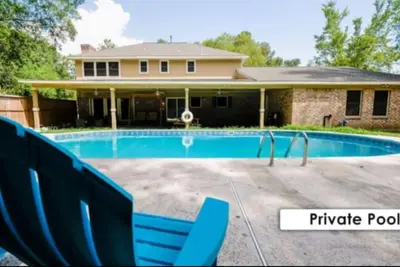 Image de Maison de piscine de vacances 24/7 Serene Wilderness