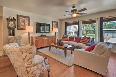 Image de Nouveau! Escapade en Floride centrale avec 5 acres, barbecue et piscine