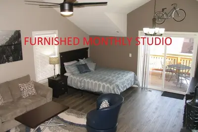 Image de Beautiful Bradburn Carriage House # 2 - Immense terrasse, abri d'auto, laveuse \/ sécheuse