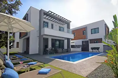 Image de Maritime - Exceptionnelle villa de 3 chambres à 50 mètres de la plage dorée de Pernera