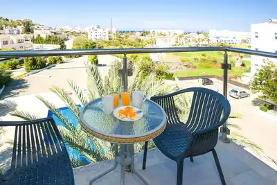 Image de Lula - Appartement 1 chambre à distance de marche de la plage de la baie du figuier
