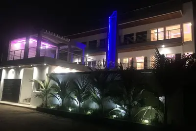 Image de Hôtel, 75 euros la chambre pour 2personnes petit déjeuner compris la nuitée