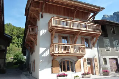 Image de Centre de Samoëns, appart. de classe pour 6 personnes dans maison rénovée