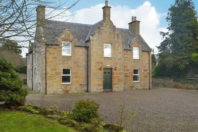 Image de 5 chambres à coucher à Dornoch, near Tain