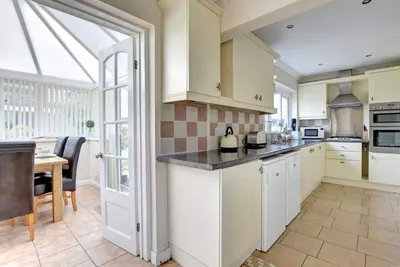 Image de Carreg Mor - Trois Chambres Maison, Couchages 5