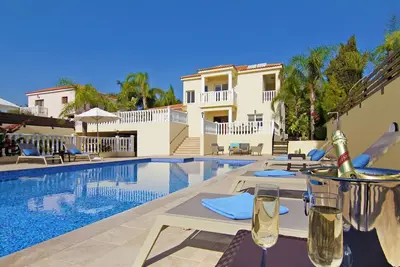 Image de Cleopatra - Villa de 4 chambres avec grande piscine située à Ayia Napa Hills