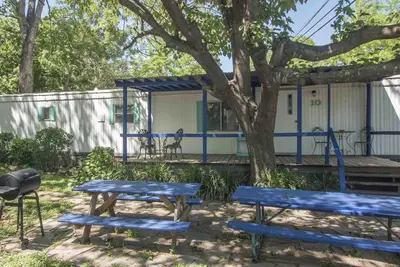 Image de Suite au rez-de-chaussée acceptant les animaux domestiques avec vue sur le lac Lbj