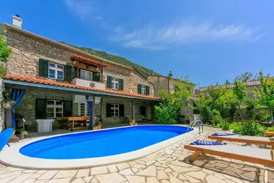 Image de Maison de vacances Drivenik pour 2 - 6 personnes avec 2 chambres Ă coucher - Maison de vacances