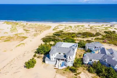 Image de 4x1487, The Dream / Oceanfront / 18 chambres / 12 salles de bain complètes / 2 salles de bain et demi