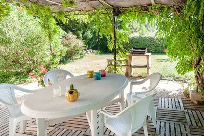 Image de Merveilleuse maison de vacances privée avec Wifi, Tv, patio, animaux admis et parking