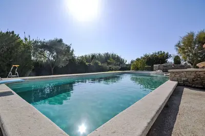 Image de Bel appartement dans une maison de vacances pour 4 personnes avec piscine, Wifi, Tv et terrasse