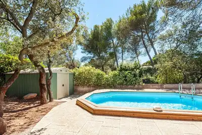 Image de Joli appartement pour 4 personnes avec Wifi, piscine, Tv, patio et animaux admis