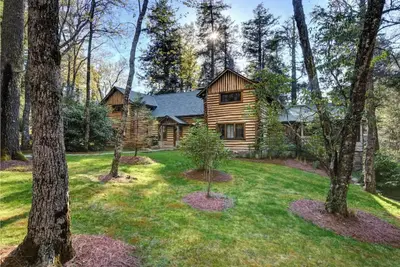 Image de Nouveau! Luxury Mountain Estate @ Big Billy Cabin