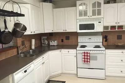Image de Familial - Cottage Double Suite Ă Sylvan Lake Cottage